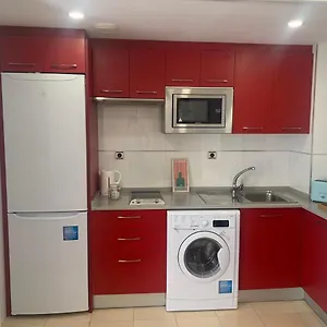 https://alameda-apodaca-cadiz.hotelsincadiz.net